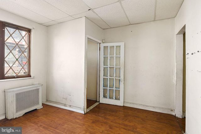 528 DUDLEY ST, Philadelphia, PA 19148