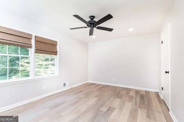 729 Osco Parkway, Woodstock, GA 30188