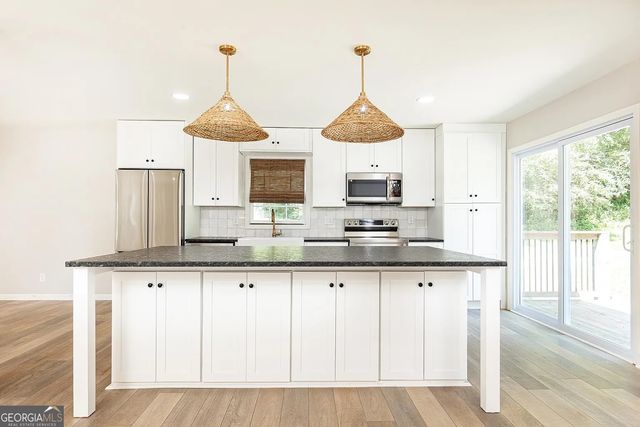 729 Osco Parkway, Woodstock, GA 30188