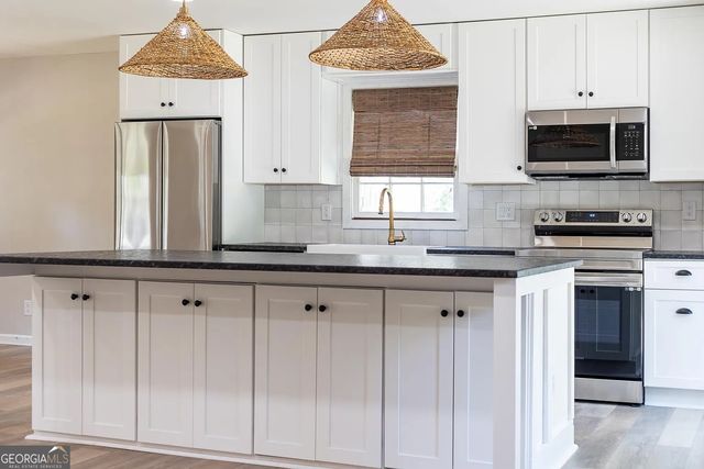 729 Osco Parkway, Woodstock, GA 30188