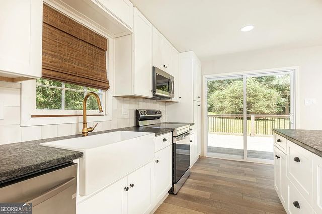 729 Osco Parkway, Woodstock, GA 30188