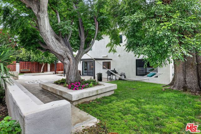 2148 Elmdale Avenue, Simi Valley, CA 93065
