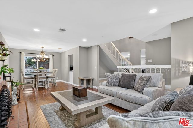 2148 Elmdale Avenue, Simi Valley, CA 93065