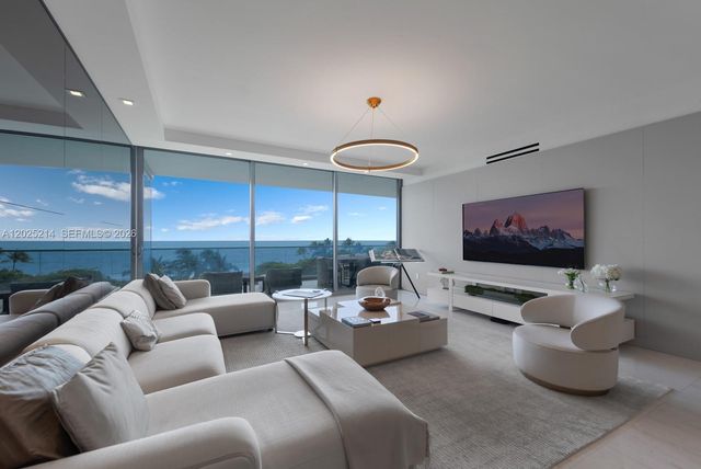 10203 Collins Avenue 403, Bal Harbour, FL 33154