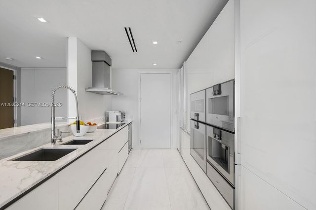 10203 Collins Avenue 403, Bal Harbour, FL 33154