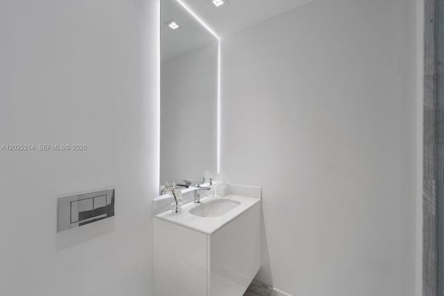 10203 Collins Avenue 403, Bal Harbour, FL 33154