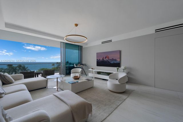 10203 Collins Avenue 403, Bal Harbour, FL 33154
