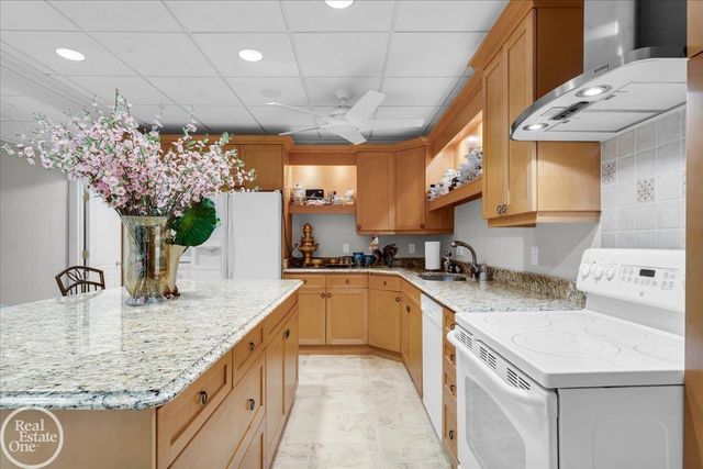4326 Gratiot Avenue, Port Huron, MI 48060