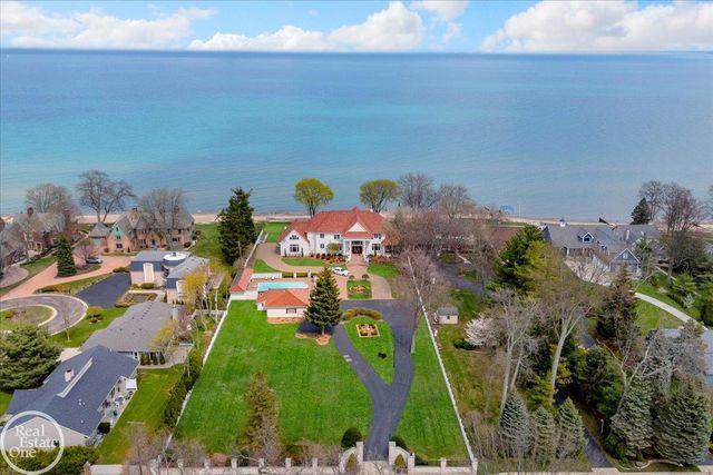 4326 Gratiot Avenue, Port Huron, MI 48060