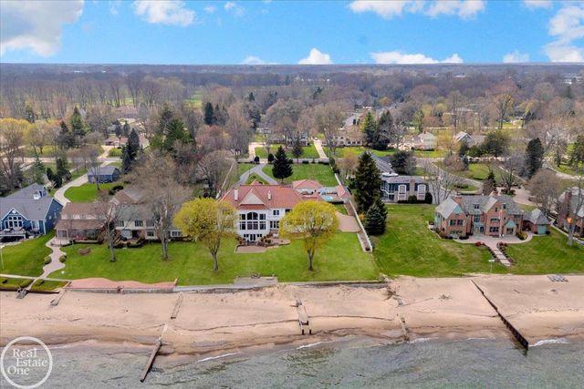 4326 Gratiot Avenue, Port Huron, MI 48060