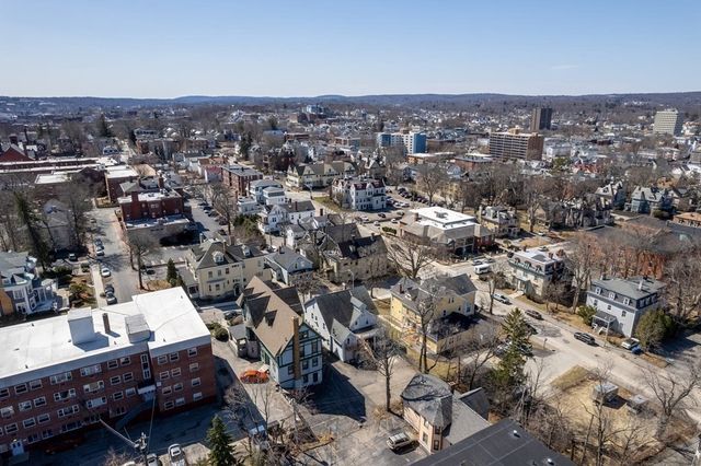 36 Cedar St 1A, Worcester, MA 01609
