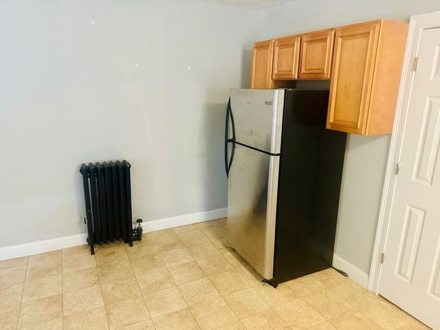 36 Cedar St 1A, Worcester, MA 01609