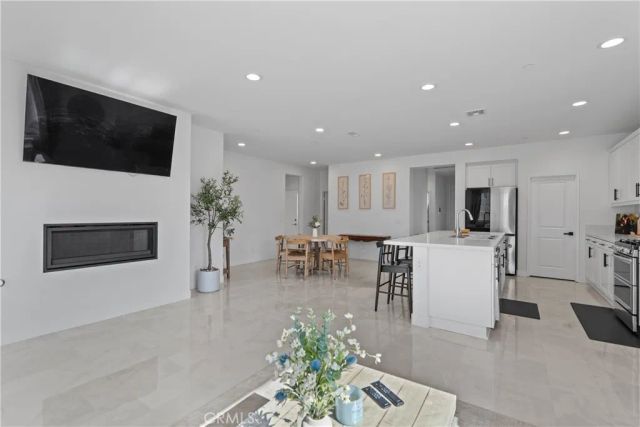 45737 Chama Drive, Lancaster, CA 93535