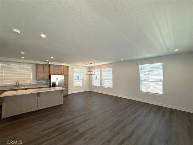 929 E Foothill 13, Upland, CA 91786