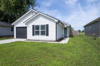 717 S CENTRAL ST, Centralia, MO 65240