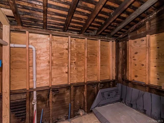 484 E 5th Street, Mount Vernon, NY 10553
