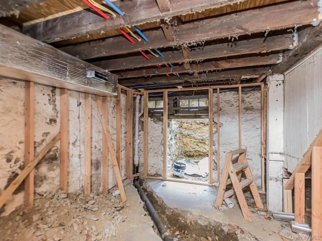 484 E 5th Street, Mount Vernon, NY 10553