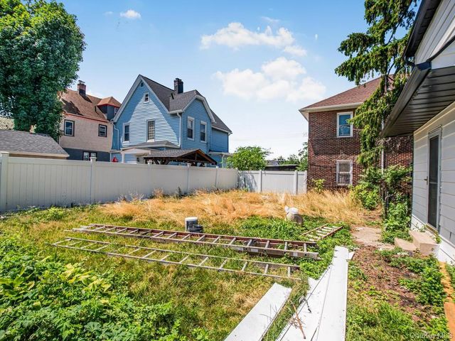 484 E 5th Street, Mount Vernon, NY 10553