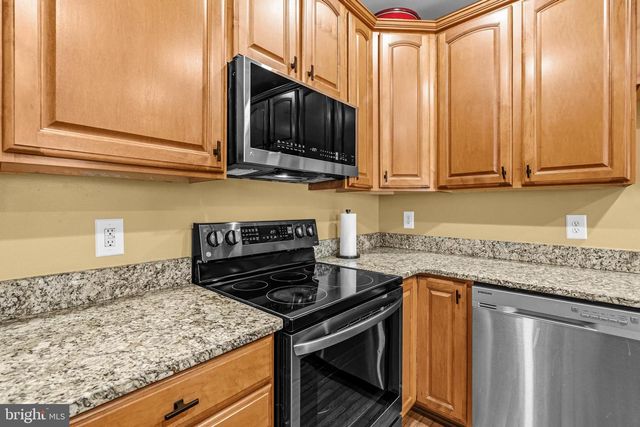 1203 ELLIS AVE, Fredericksburg, VA 22401