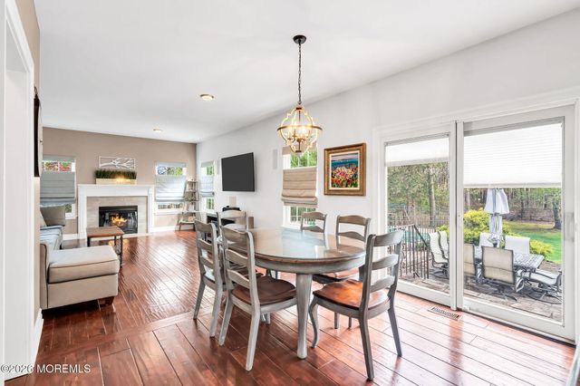 364 Nighthawk Lane, Jackson, NJ 08527