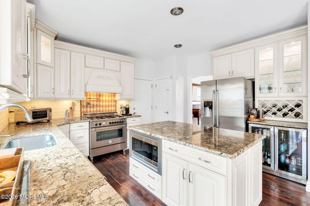 364 Nighthawk Lane, Jackson, NJ 08527