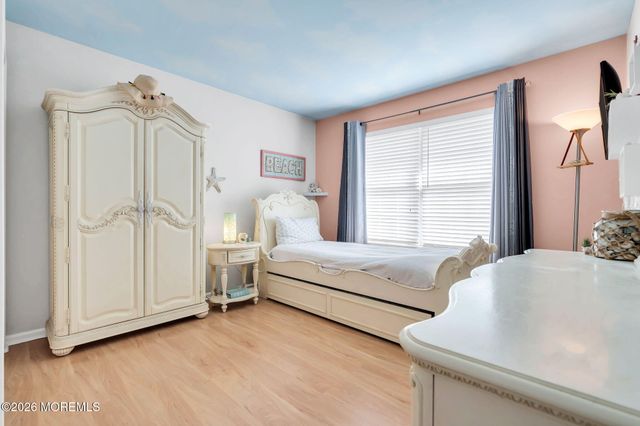 364 Nighthawk Lane, Jackson, NJ 08527