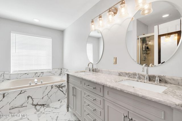 364 Nighthawk Lane, Jackson, NJ 08527