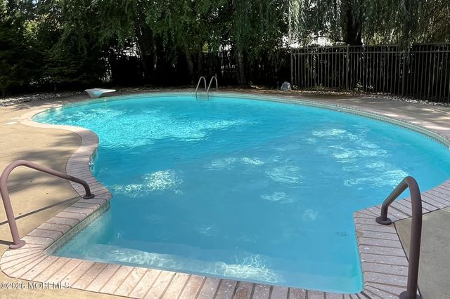 364 Nighthawk Lane, Jackson, NJ 08527