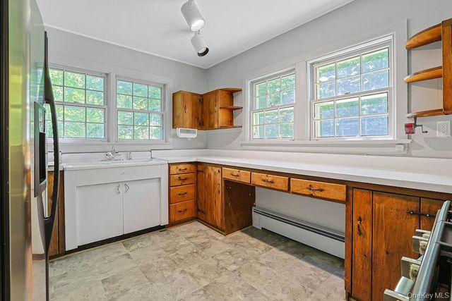 81 Montrose Station Road, Montrose, NY 10548