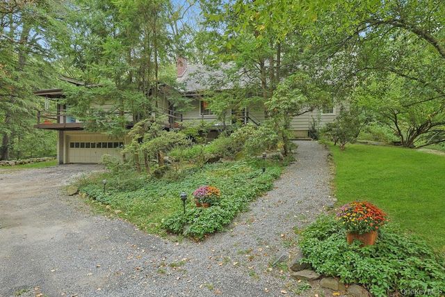 81 Montrose Station Road, Montrose, NY 10548