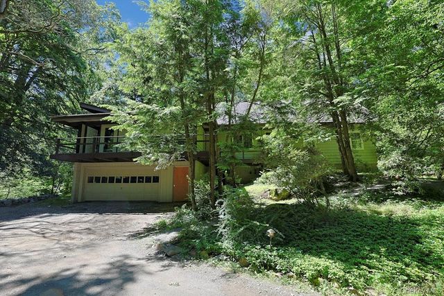 81 Montrose Station Road, Montrose, NY 10548