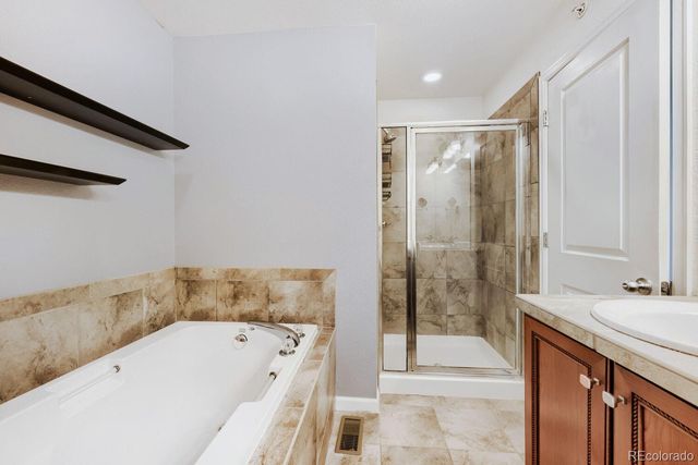 457 S Reed Court, Lakewood, CO 80226