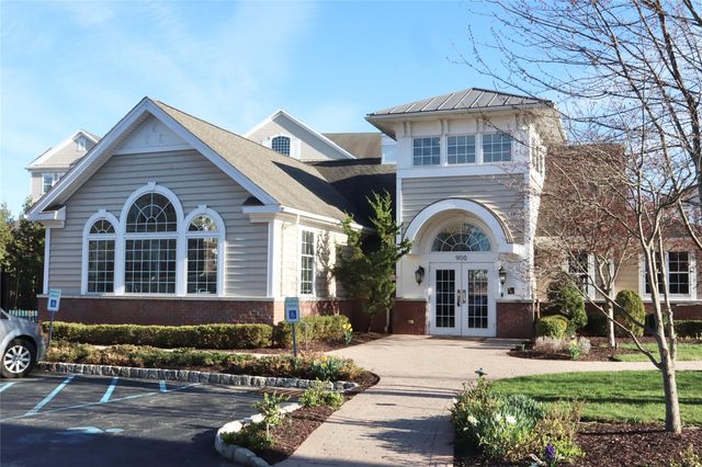 821 Regency Drive, Fishkill, NY 12524