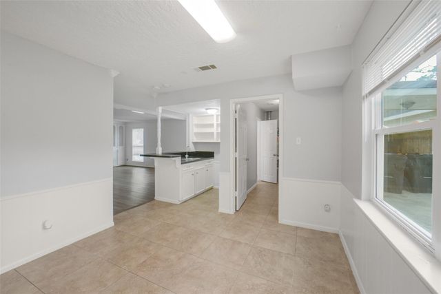 7611 Theisswood Road, Spring, TX 77379