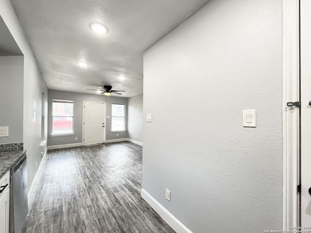 7569 WINDSOR OAKS, San Antonio, TX 78239