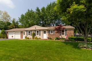 226 Bowerman Road, Farmington, NY 14425