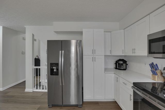 4976 Conifer Drive, Westerville, OH 43081