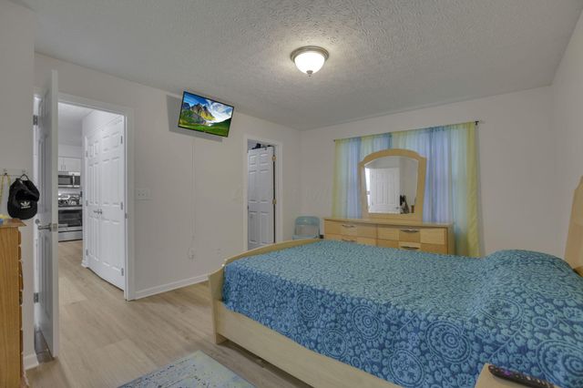 4976 Conifer Drive, Westerville, OH 43081