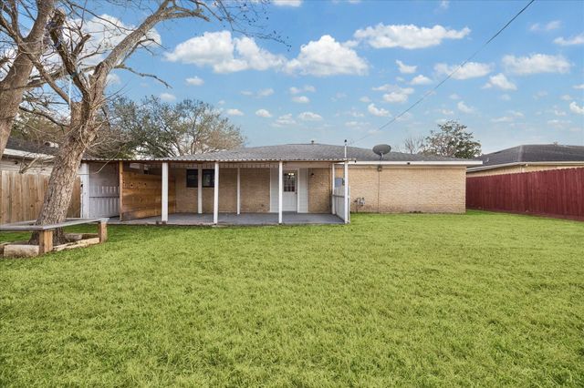 15426 W Ritter Circle, Houston, TX 77071