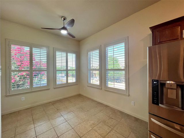 2201 Golden Gate PARK, Austin, TX 78732
