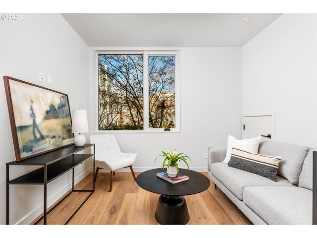 2797 Nw Thurman, Portland, OR 97210