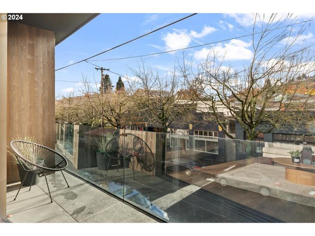 2797 Nw Thurman, Portland, OR 97210