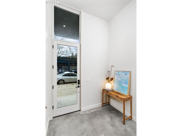 2797 Nw Thurman, Portland, OR 97210