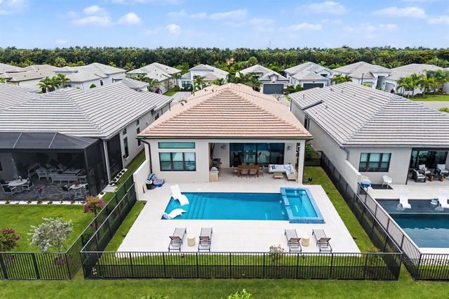 9812 Spruce Woods Drive, Boynton Beach, FL 33473