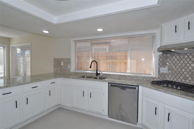 18638 Sweetjasmine Lane, Spring, TX 77379