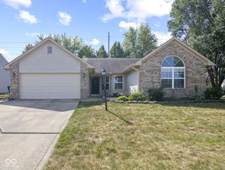 9919 Commonwealth Drive, Fishers, IN 46038