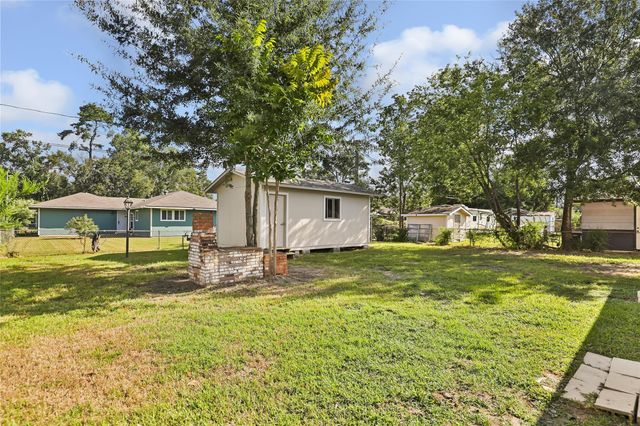 7111 Oak Village Drive, Houston, TX 77396