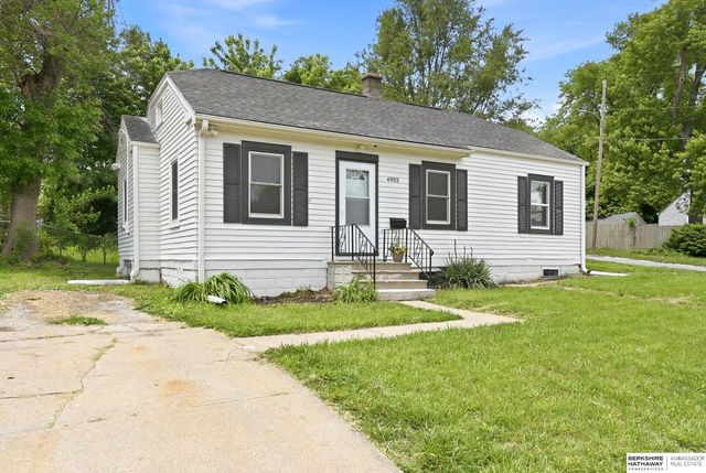 4903 Bedford Avenue, Omaha, NE 68104