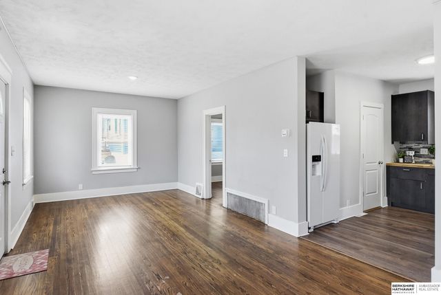 4903 Bedford Avenue, Omaha, NE 68104