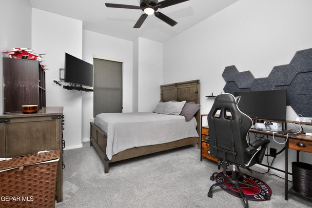 7287 Bobcat Hollow Drive, El Paso, TX 79911